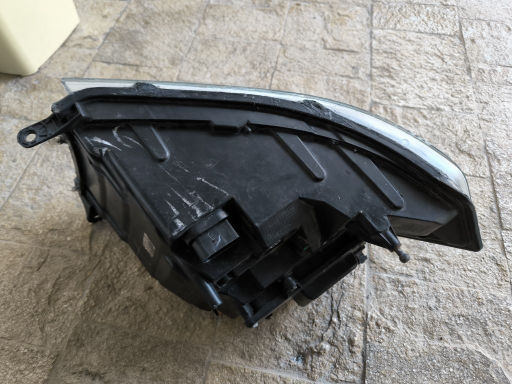 Ляв фар Dodge Ram 4 Додж Рам Оригинален
