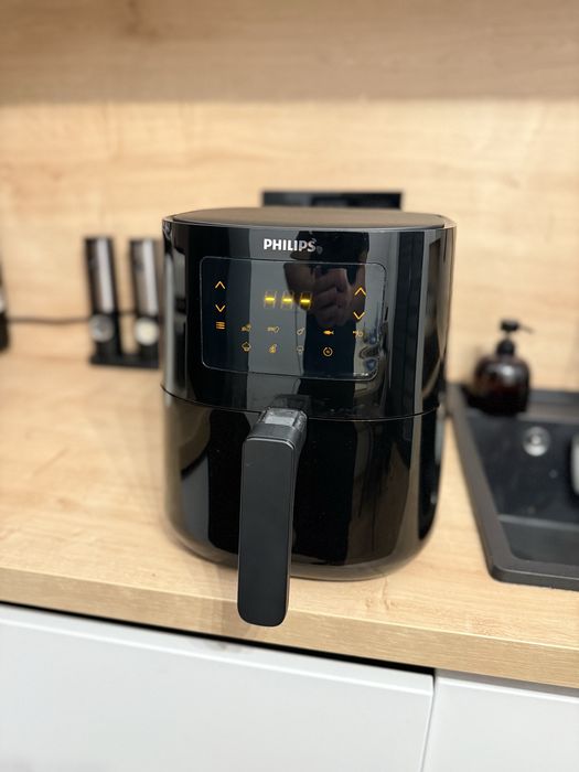 Fripteoza cu aer cald Philips Airfryer