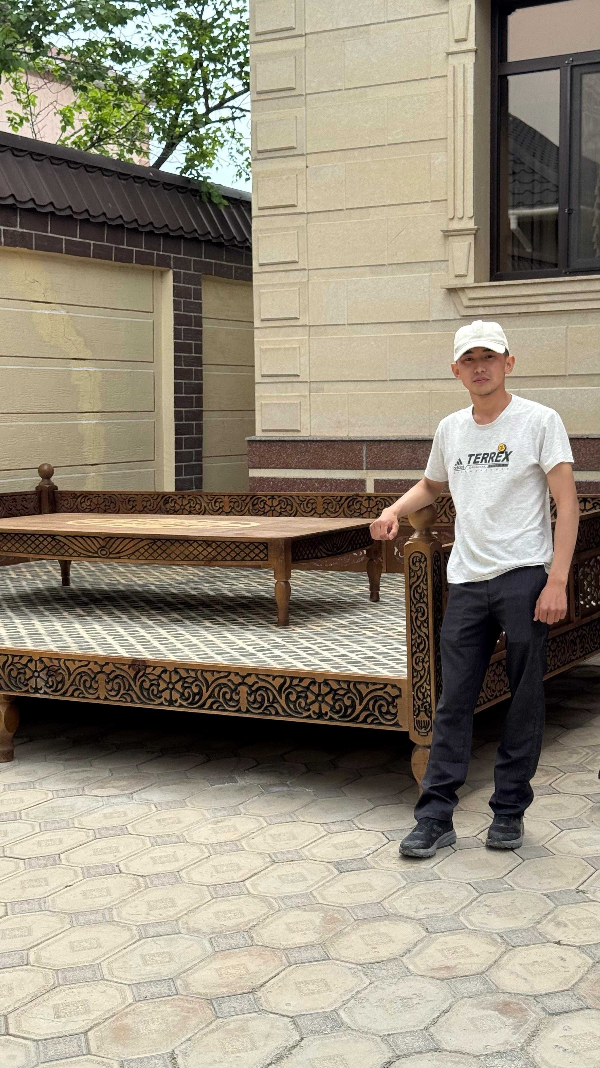 Топчан со столиком из массива сосны Тапшан Доставка по всему РК  50Е