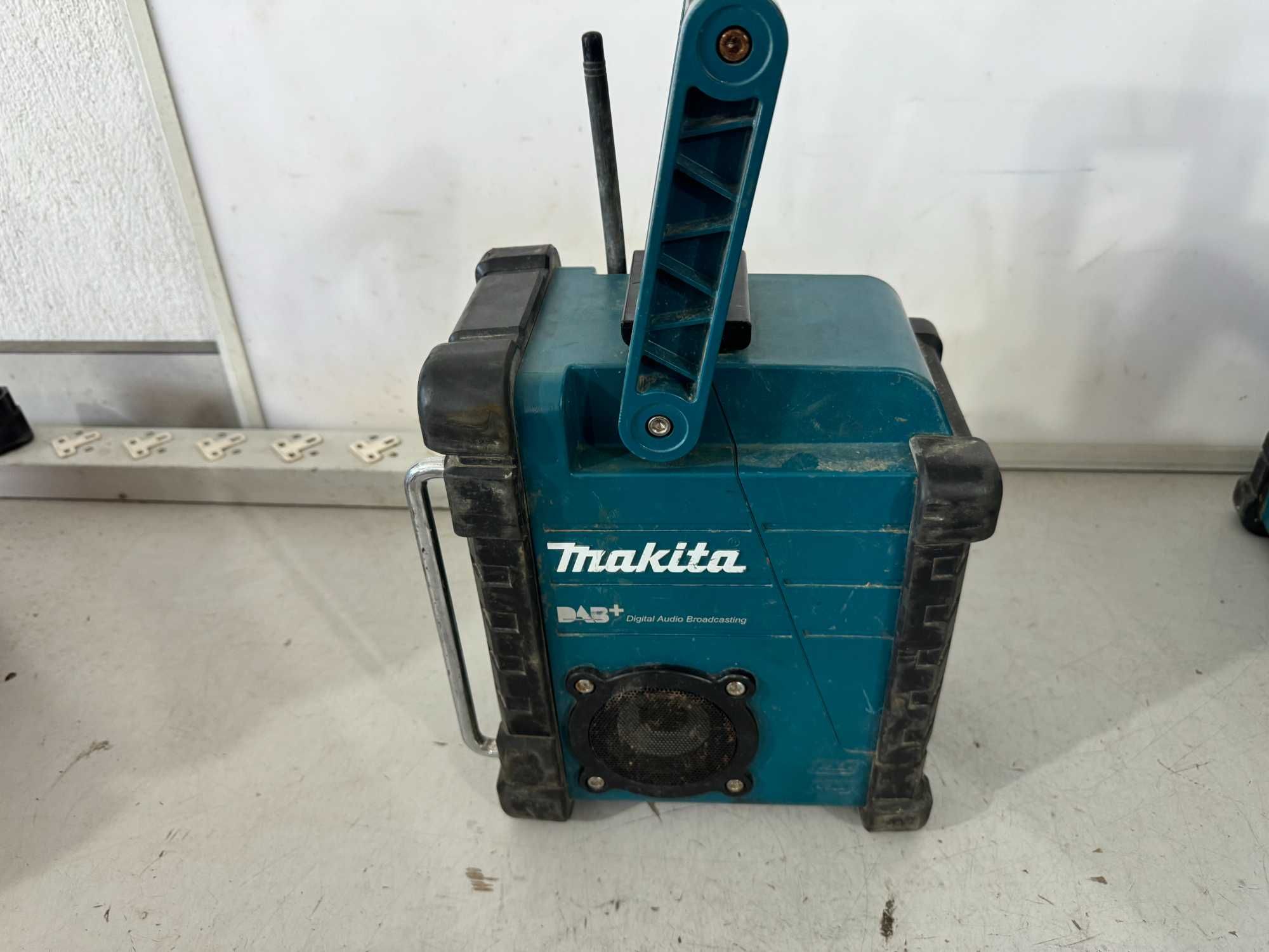 Радио - Makita DMR110 (solo)