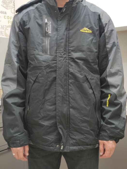 Продается куртка бренд Европы