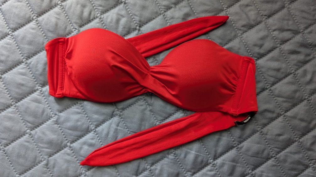 Бански tezenis S