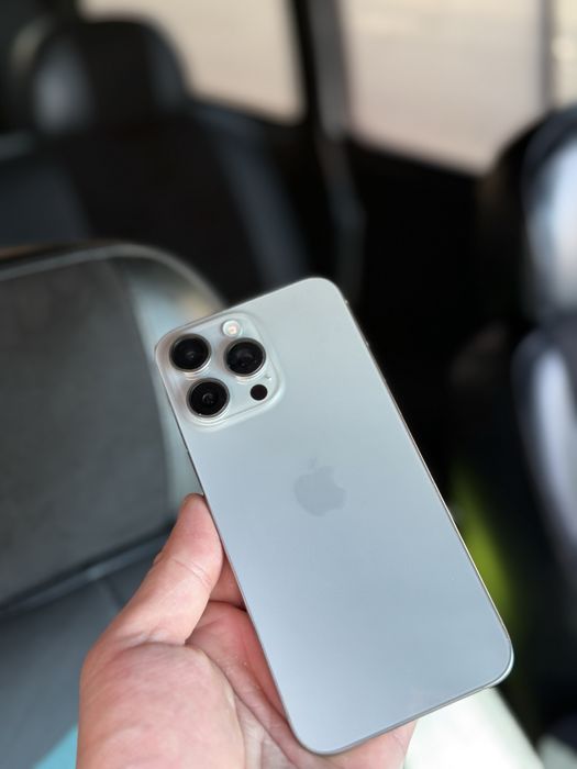 15 Pro Max Desert Titanium