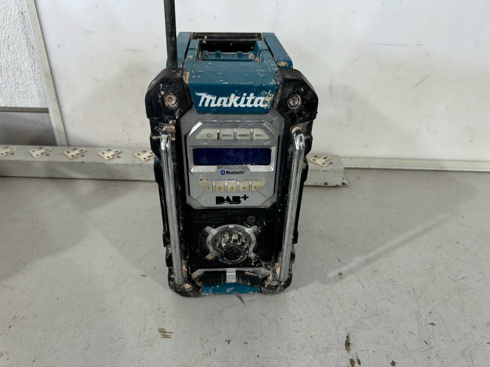 Радио - Makita DMR 112 (solo) Bluetooth