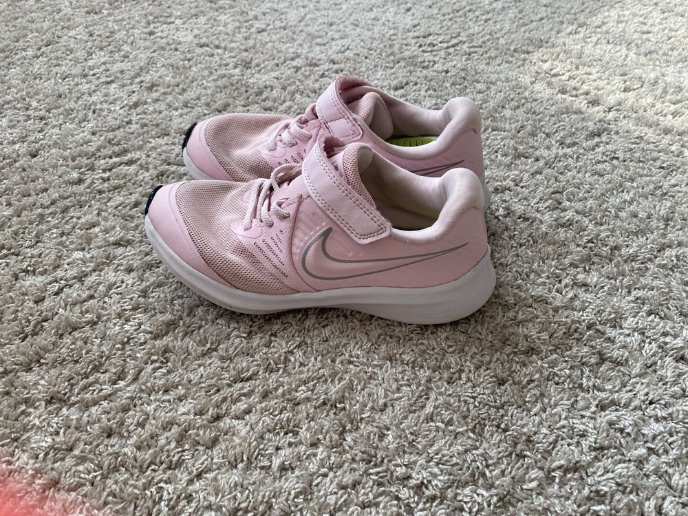 Маратонки Nike 31 номер