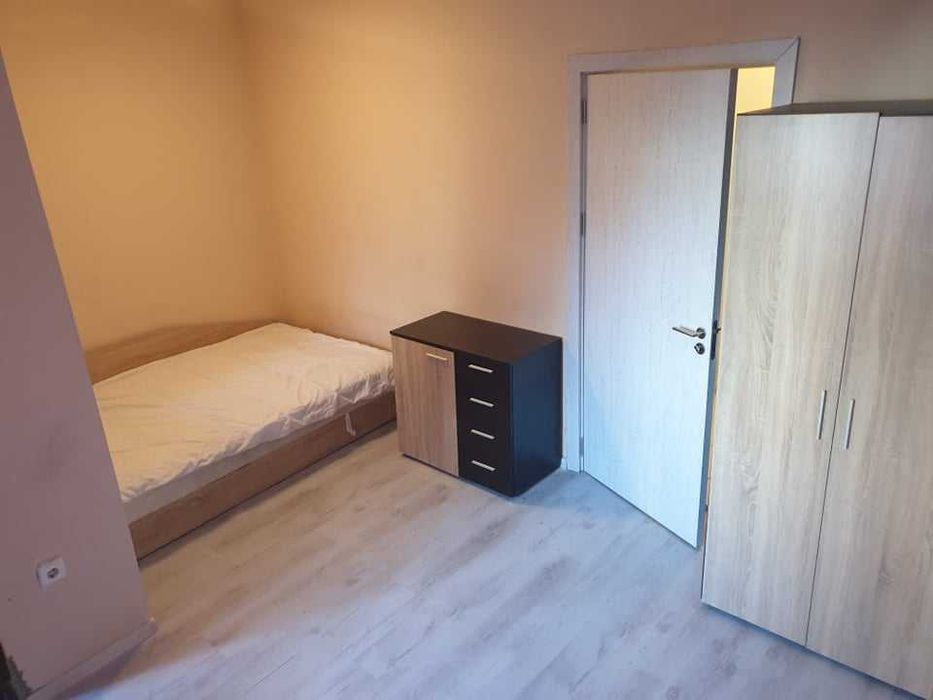 Дава се под наем Двустаен апартамент в Бургас, Възраждане - 55 кв.м за 153 € - Снимка #3