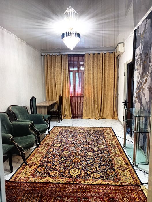 Аренда чил 17кв оринтир парламент 2 хона 3 этаж 4 этажлий дом