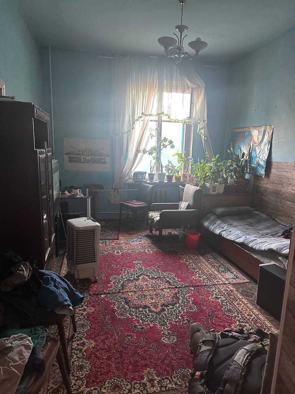 Продам квартиру на 1 квартале чиланзар 3/3/4