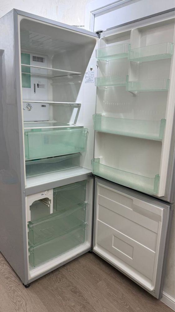 Холодильник Panasonic