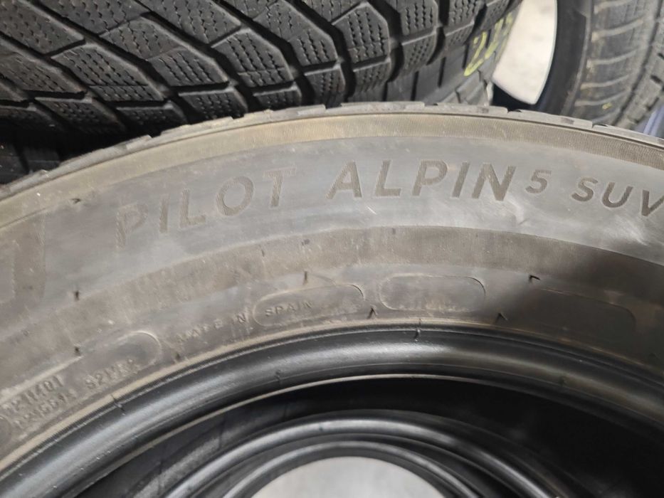 4бр.зимни гуми 225/65/17 Michelin