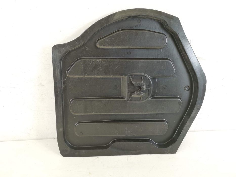 Капак Багажник Резервна Гума Mercedes-Benz Е-Клас / Mercedes-Benz E-Cl