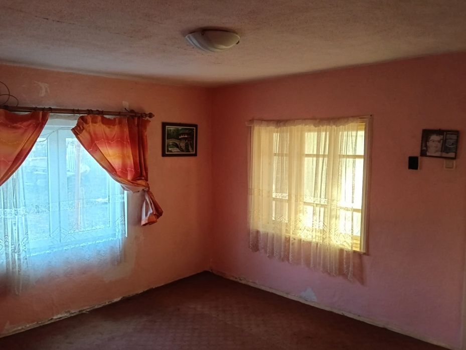 Продава се Къща+двор в село Стефан Караджа