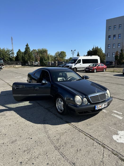 Mercedes CLK W208