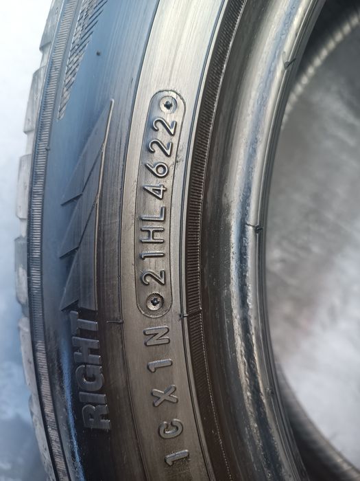 225/50/18 Toyo Дот 4622