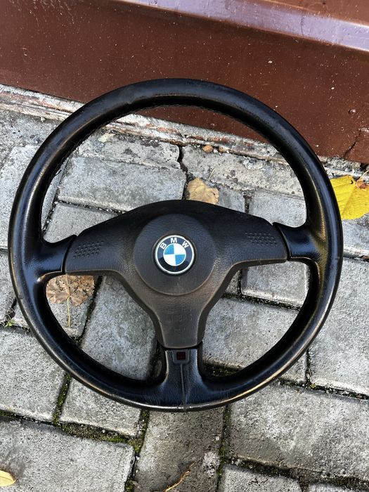 Трилъчев волан е36