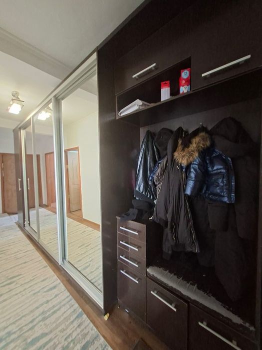 Шкаф для прихожей