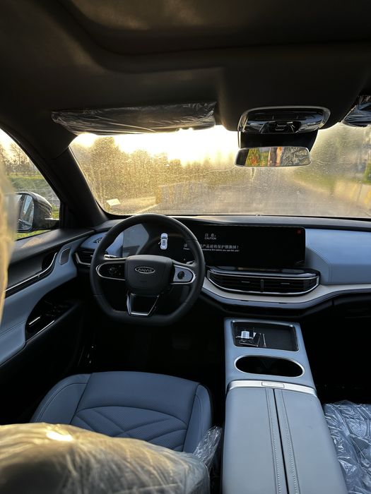 AIQAR EQ7 Qora 2024 Chery