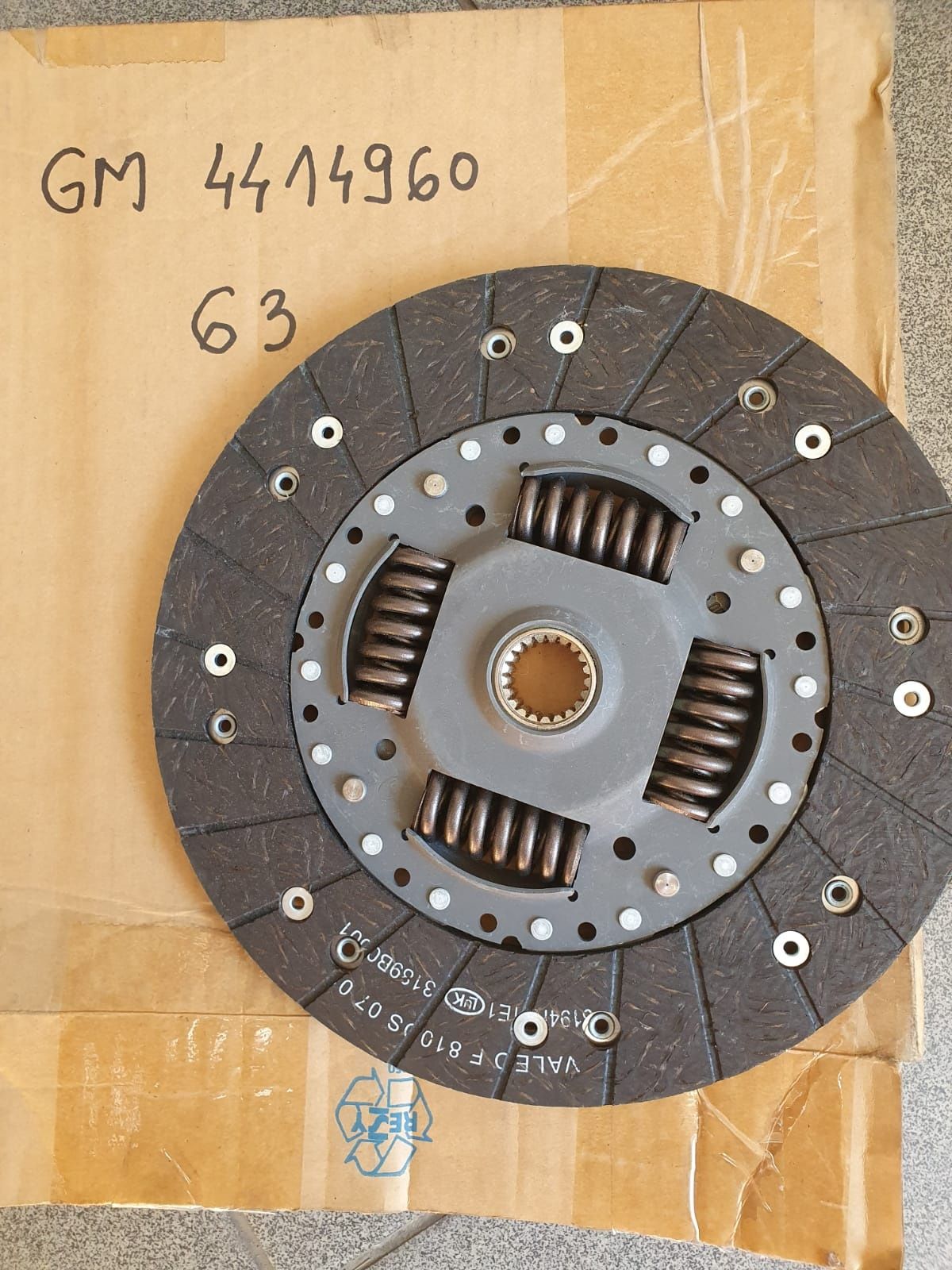 Disc ambreiaj original GM Opel Vivaro,Renault Trafic motor 19DTI