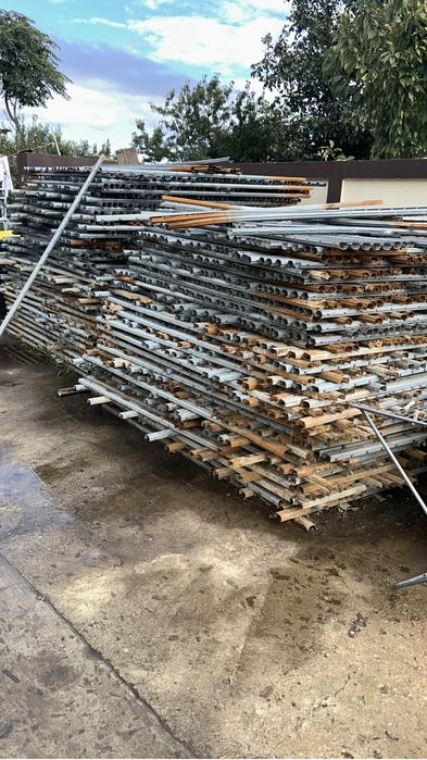 Vand spaleri zincati