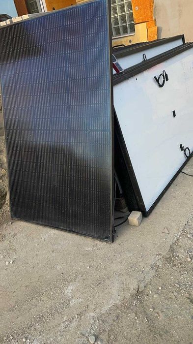Panouri Solare si Invertere