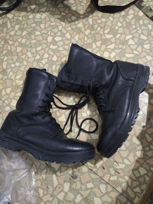 Продам берцы зимние