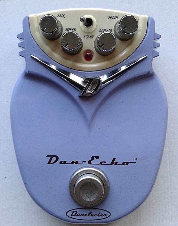 Danelectro DE1 Dan Echo педаль эффекта эхо