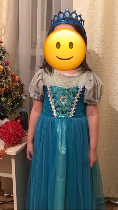 Новогодниее платье для девочки Эльза)