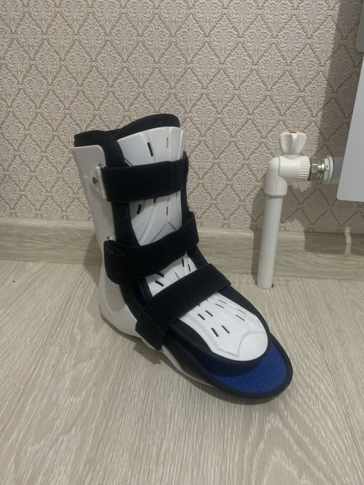 Лангетка бандаж на голеностопный сустав