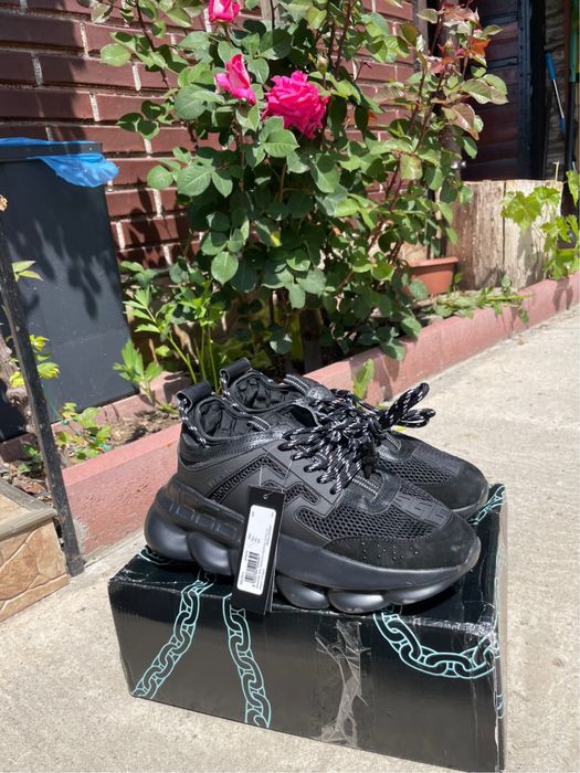 Versace Chain Reaction