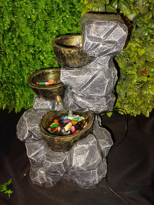 Qo‘l Mehnati Bilan Tayyorlangan Dekorativ Mini Sharshara