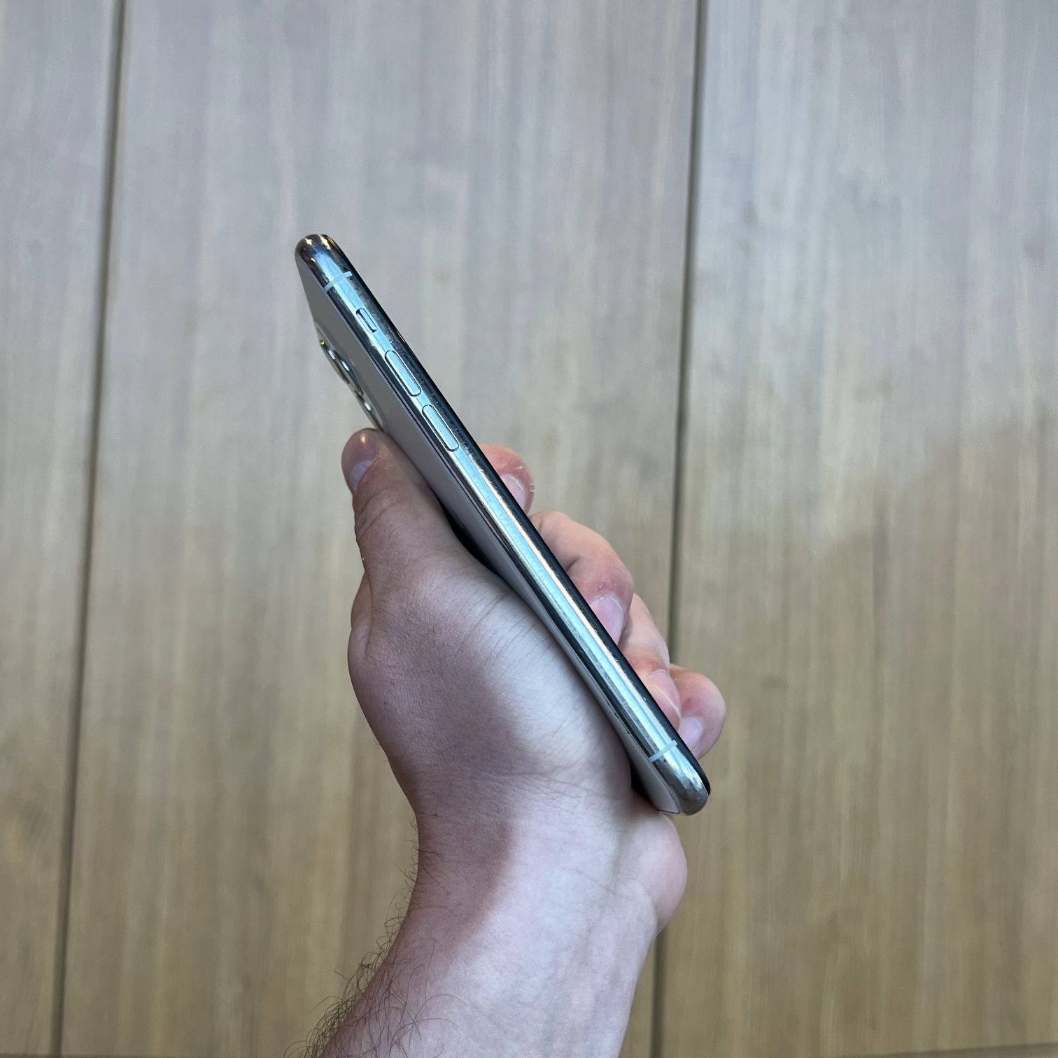 Iphone 11 pro 64gb xolati ideal srochno sotiladi