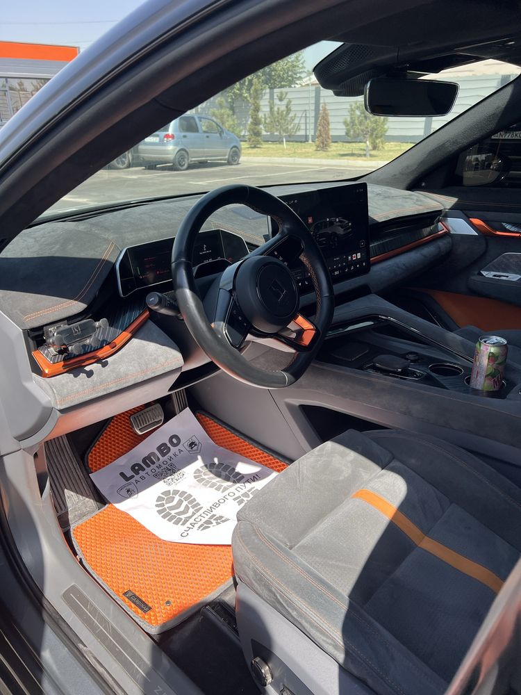 Zeekr 001 Z sport full