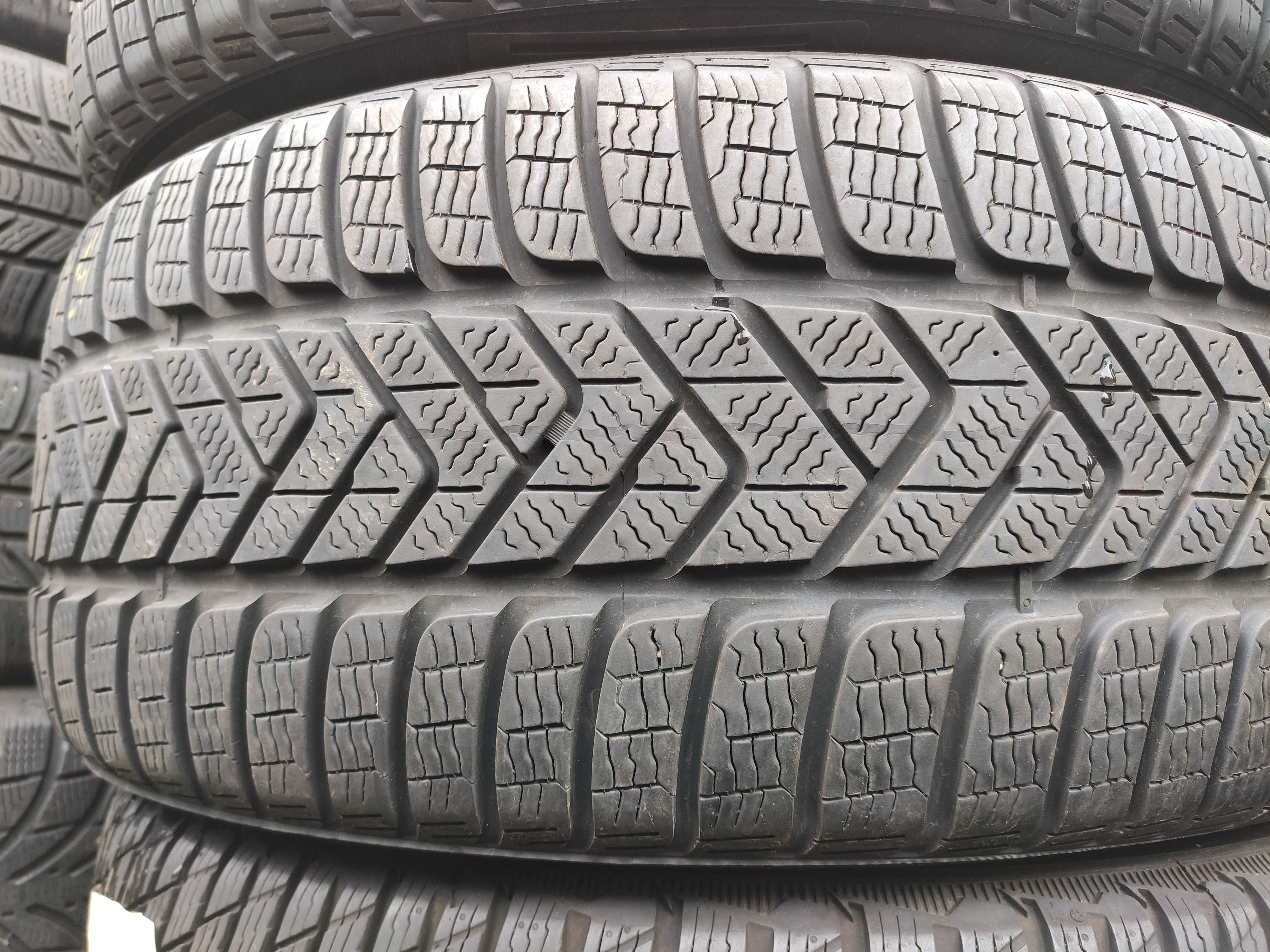 2бр Зимни гуми 255 45 19 - Pirelli DOT 2023