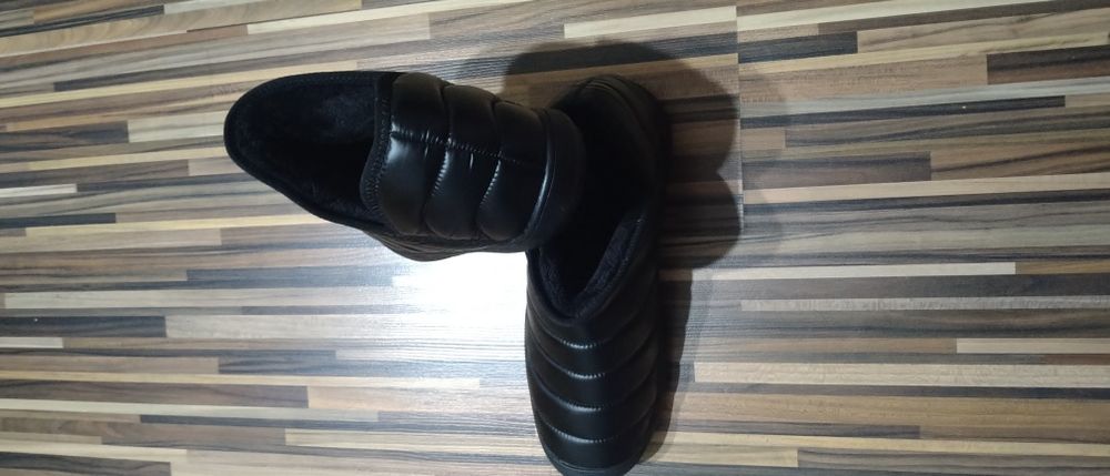 Pantofi iarna stil UGG