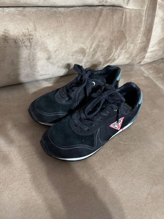 Детски сникърси Guess