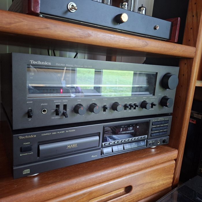 Amplituner Technics Sa 303 și cd palyer SL-PG420A