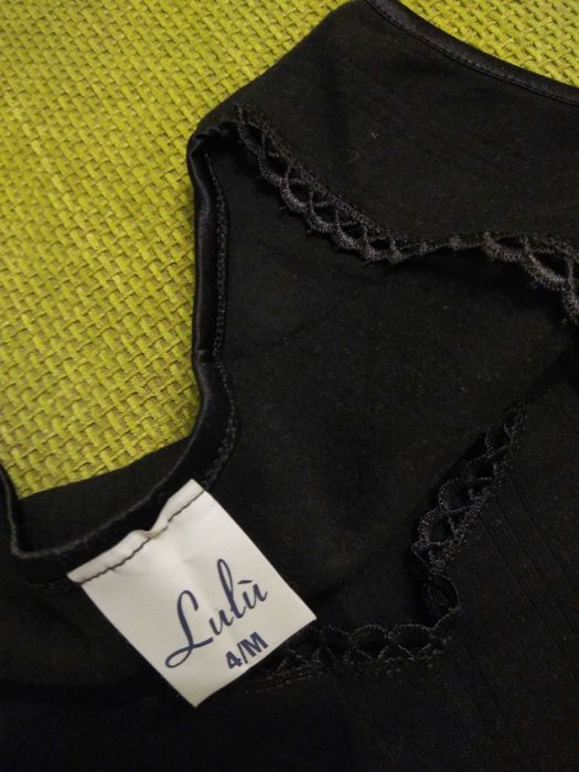 Maieuri dama diferite modele, mărimi pe alb și pe negru