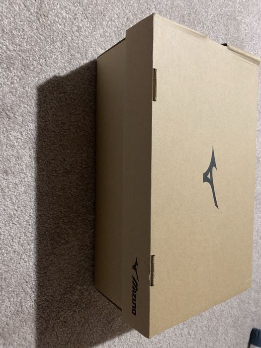 Vand adidasi de tenis de masa mizuno