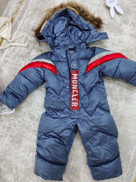 Продам зимний комбенизон новая шапка в подарок