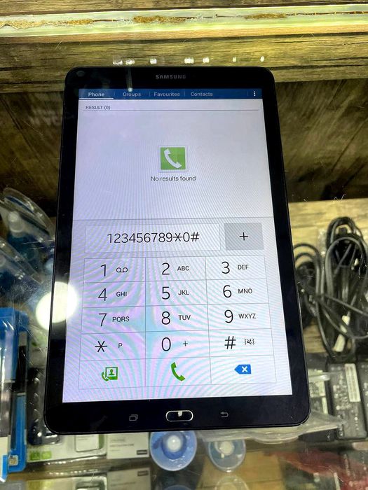Samsung Tab E ekran 9.6