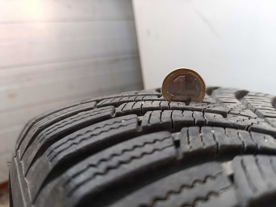 Зимни гуми HANKOOK 195/65/15 RS2 - 2бр.