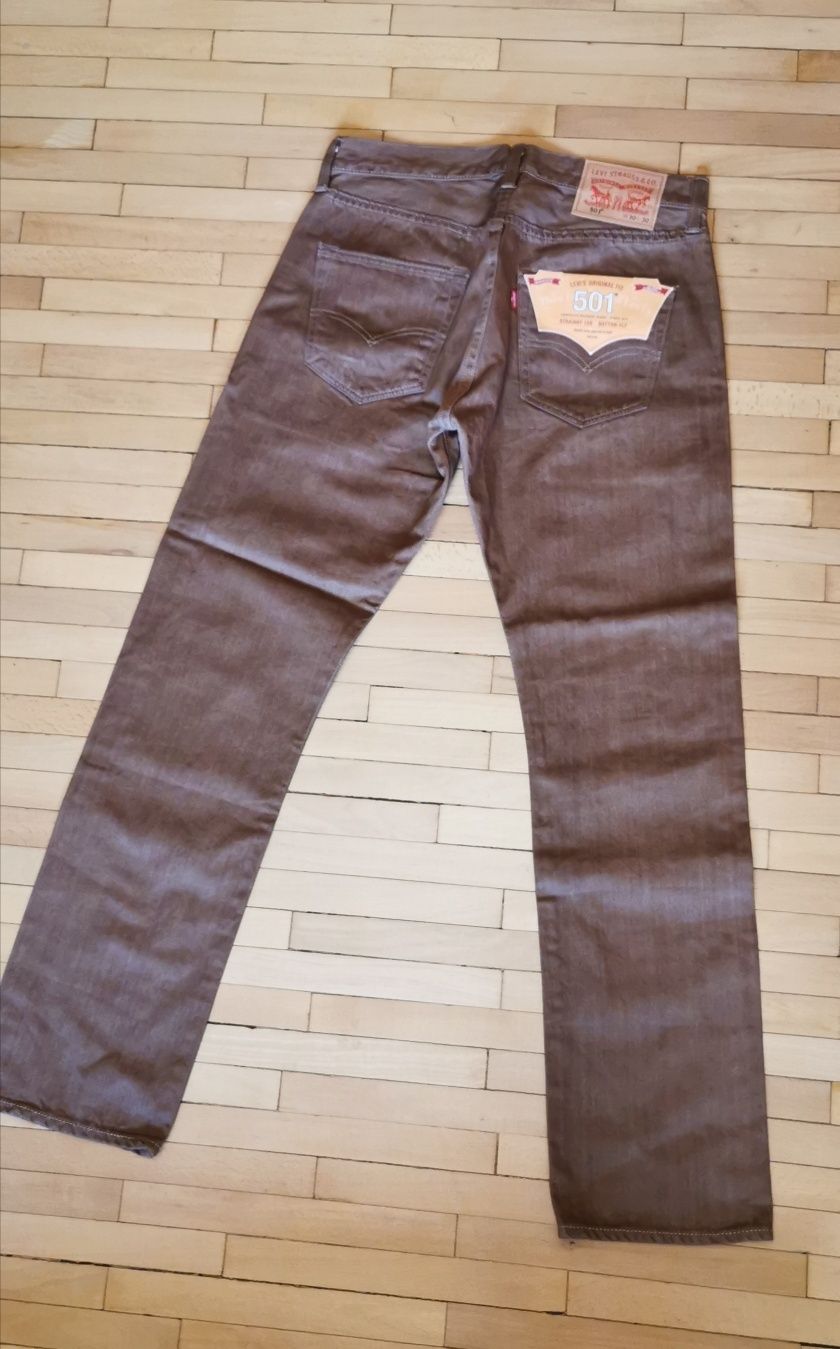 Blugi Levi Strauss 501