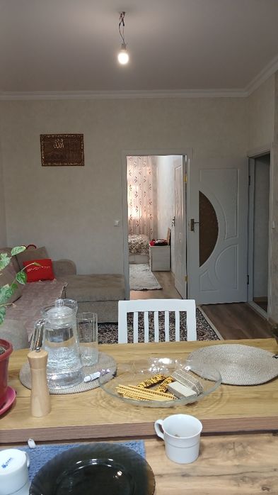 Чиланзар 3 Квартал. 2х комнатная.  Ремонт..Мебель + техника.