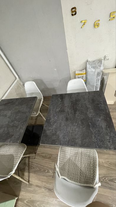 Продам стол и стулья