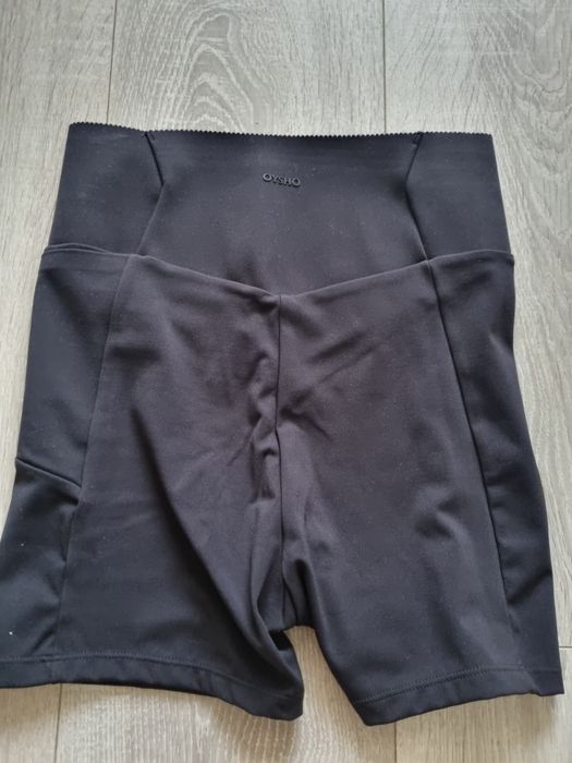 Pantaloni scurți modelatori Oysho