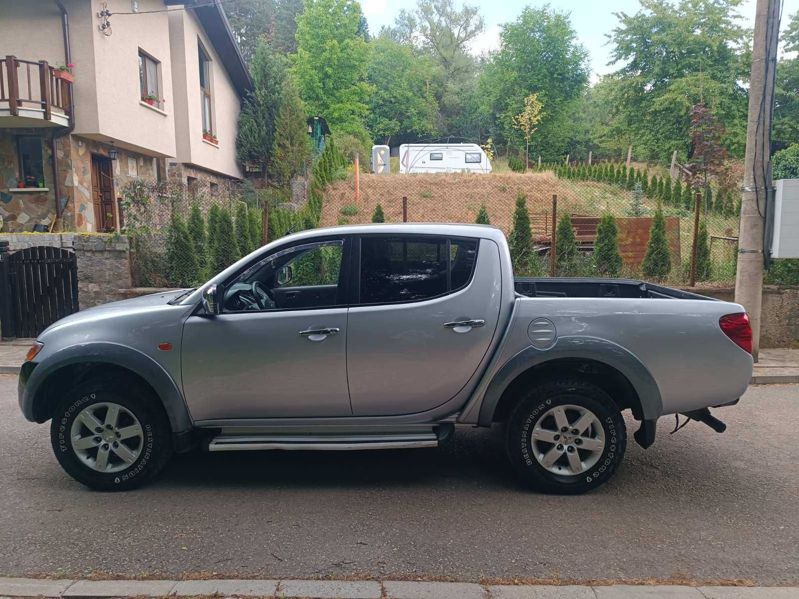 Мицубиши L200 2008 година