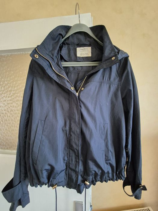 Дамски якета ветровки размер С/М