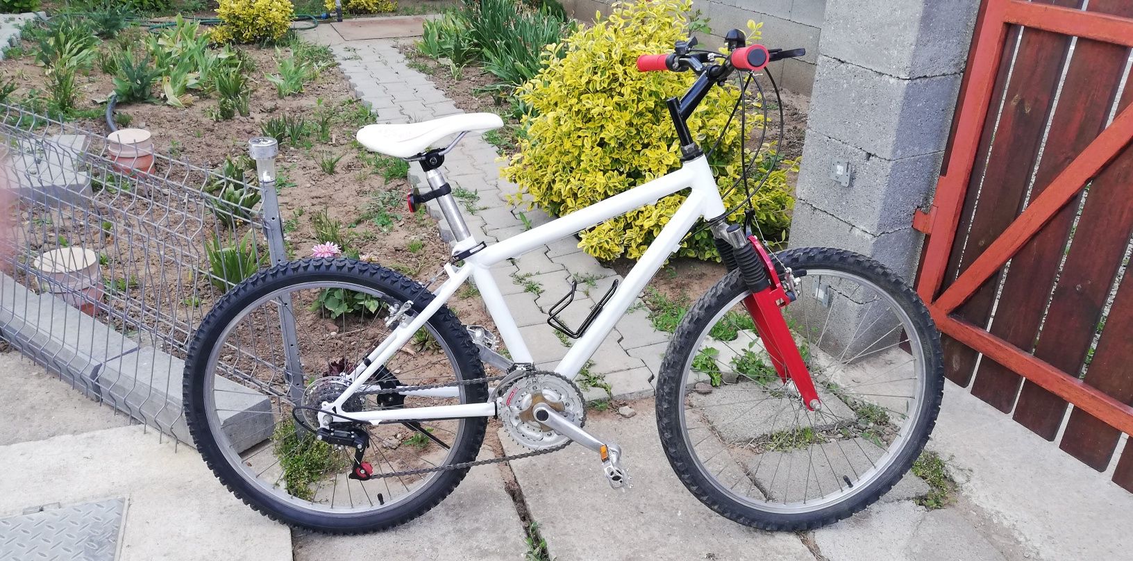 Bicicleta 24'' cadru aluminiu