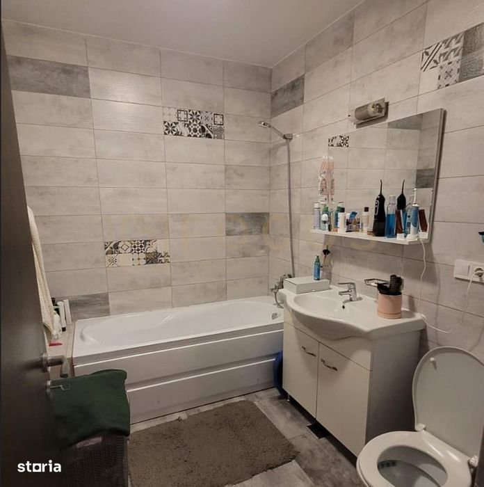 Ap 2 cam, mob utilat, parcare, Pacurari V Lup