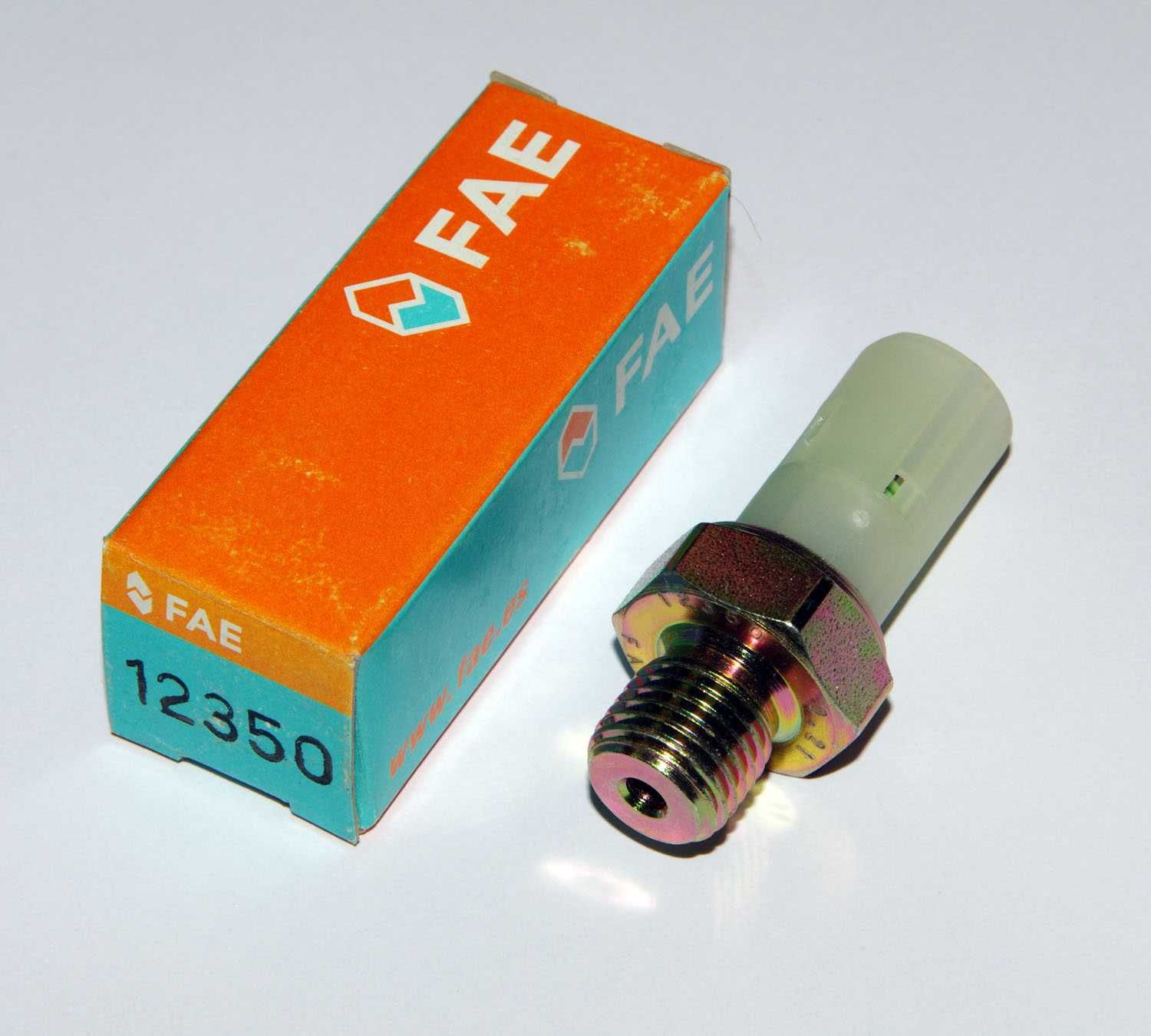 FAE Датчик/сензор/ключе за налягане на маслото Oil pressure switch